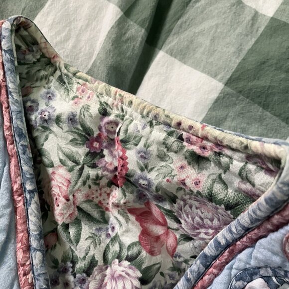 Vintage Handmade Quilted Vest Womens Cropped Floral Cottagecore Granny Prairie - Picture 9 of 9